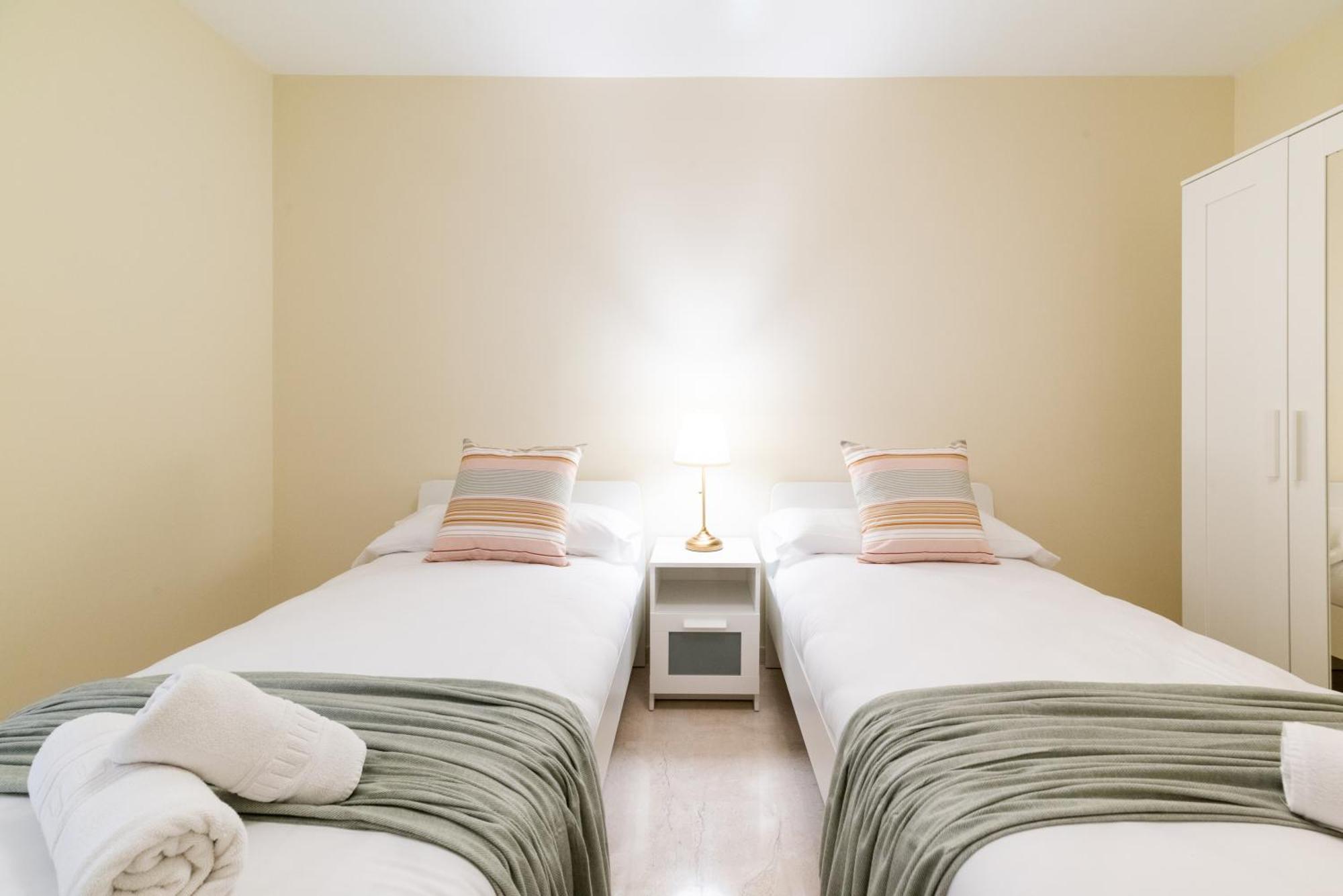 Centrico Apartamento Granada Ngoại thất bức ảnh
